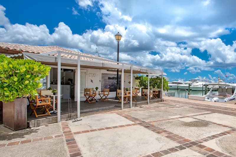 Azimut Cafe — foto 1