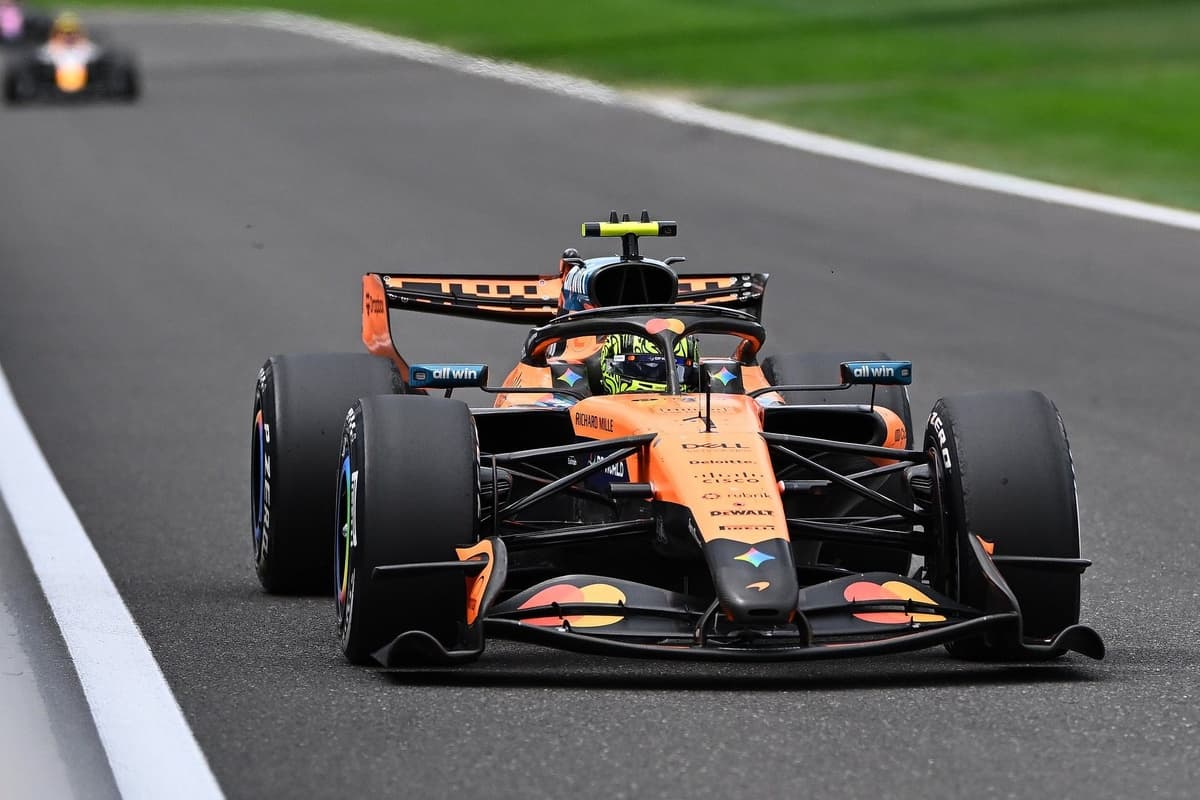 McLaren lleva a Hungría su esperada mejora y probará el alerón trasero "Macarena"