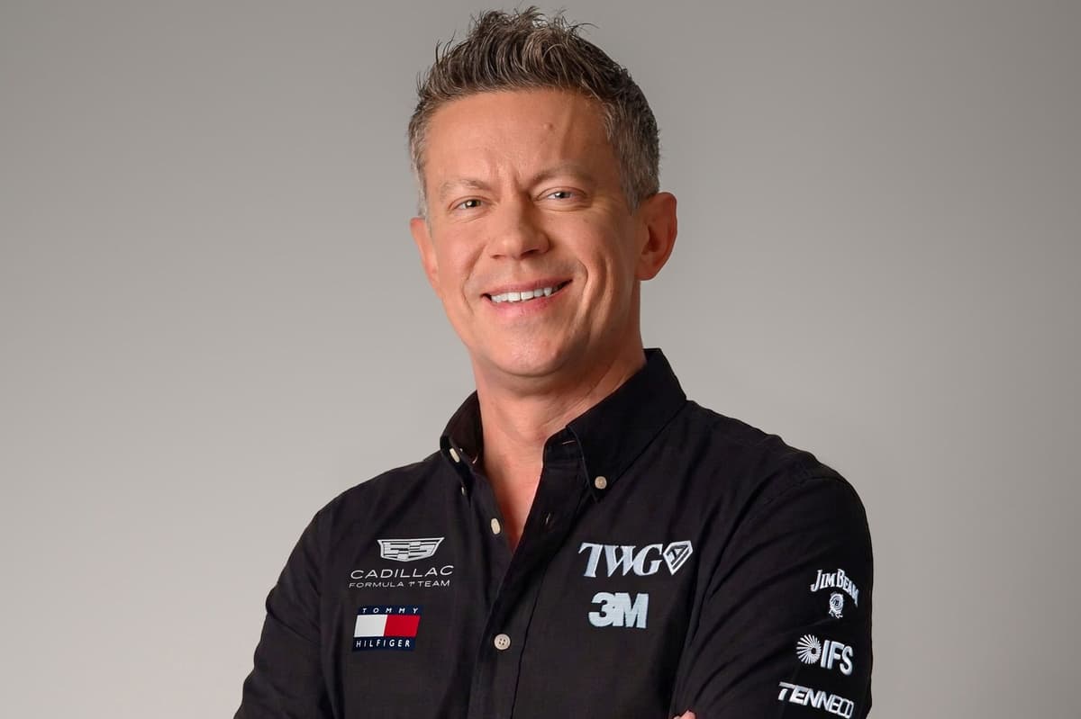 El nuevo jefe de Cadillac F1 habló con "más de la mitad" de la parrilla antes de elegirlos