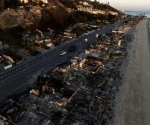 EE.UU. presenta nueva acusación contra el sospechoso de provocar un mortal incendio en Los Ángeles
