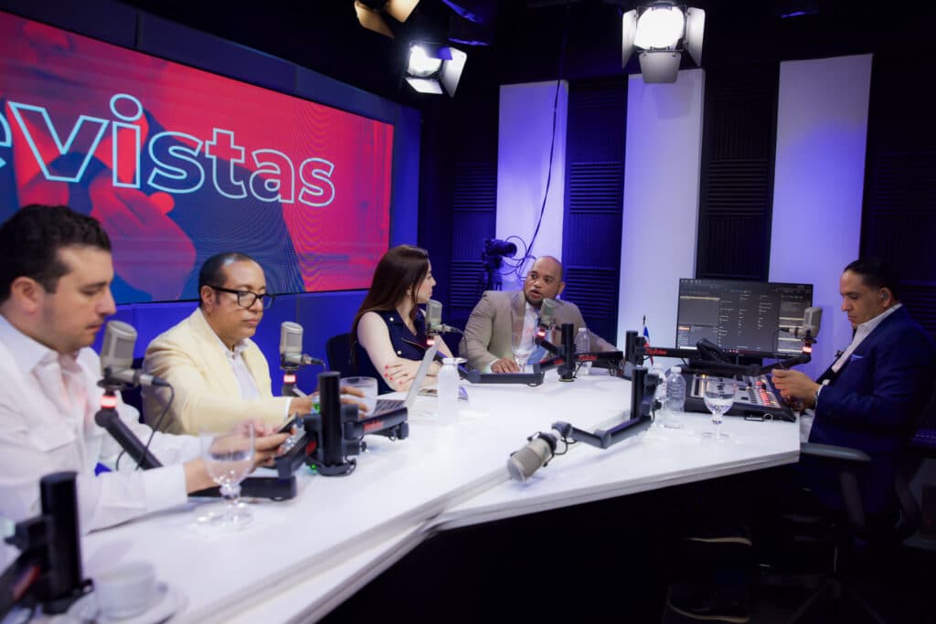 Jonatan Familia elogia el «modelo de orden» de la Policía Municipal de SDE