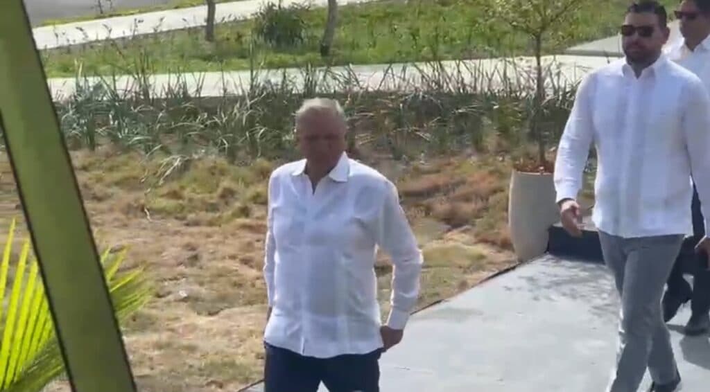 Leonardo Aguilera participa en inauguración de nuevo parque recreativo en Haina