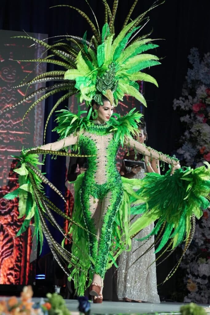 Creatividad y orgullo dominicano protagonizan la Gala de Trajes Típicos de Miss Universo República Dominicana