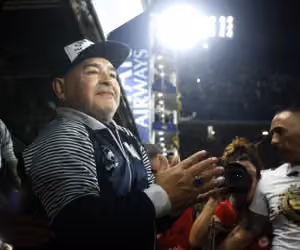 Perito asegura que Maradona presentaba signos de insuficiencia cardíaca antes de morir