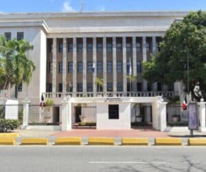 Minerd trabaja para sumar 1,500 nuevas aulas de cara al próximo año escolar