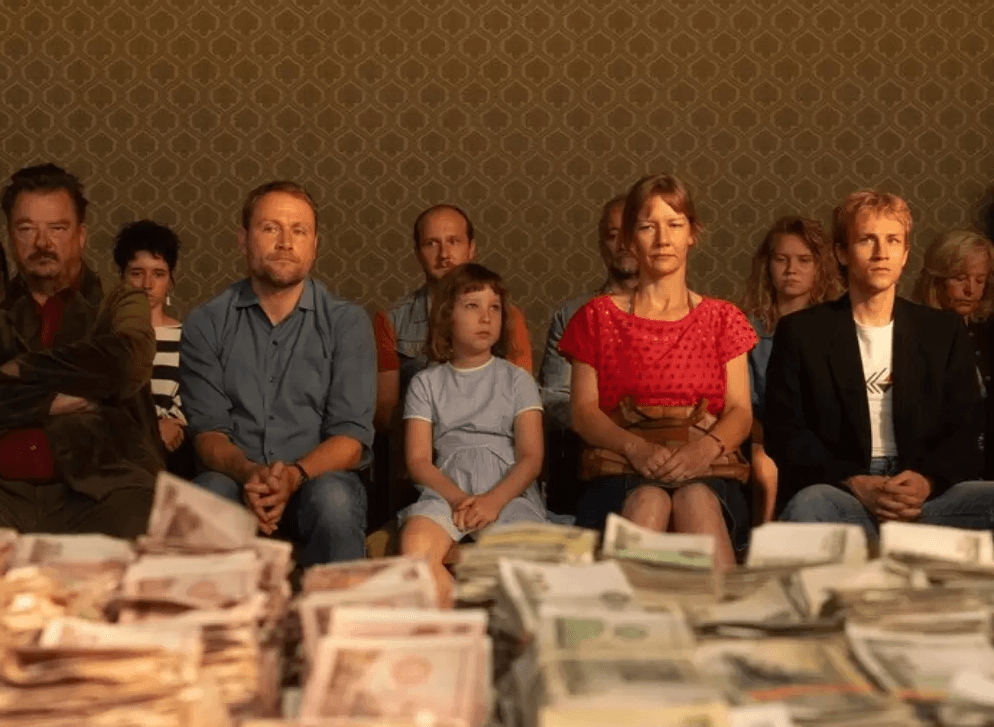 Este/Oeste: La reunificación alemana como comedia fallida (**)