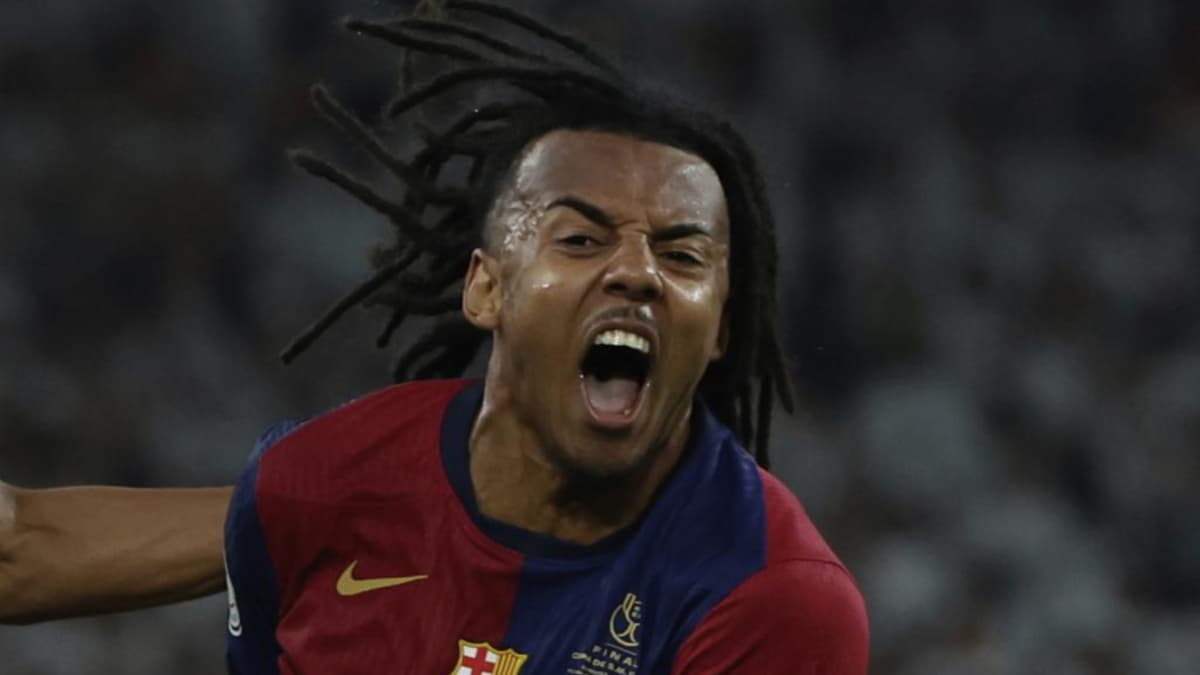Koundé, oídos sordos a las ofertas: está a un paso de hacer historia con el Barça