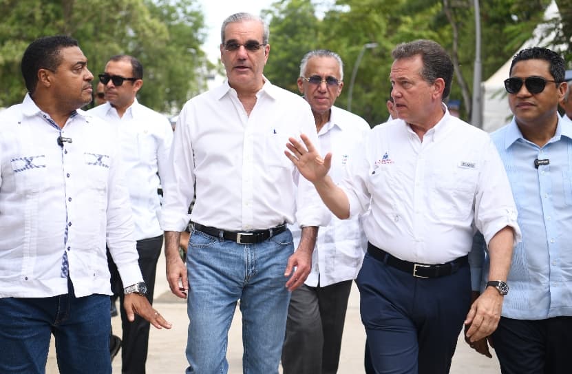 Gobierno entrega obras para Centroamericanos