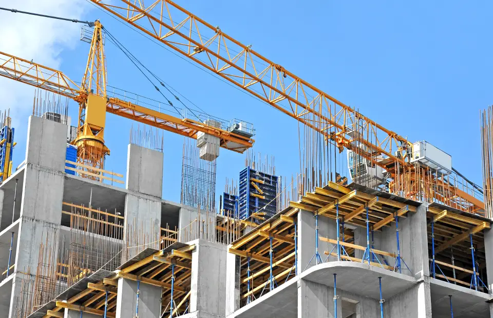 Constructoras tendrán que asumir mayor responsabilidad con implicaciones del nuevo Código Penal