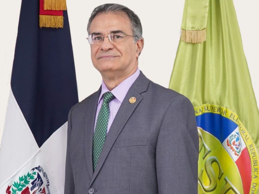 Presidente del TSE figura entre los funcionarios mejor valorado