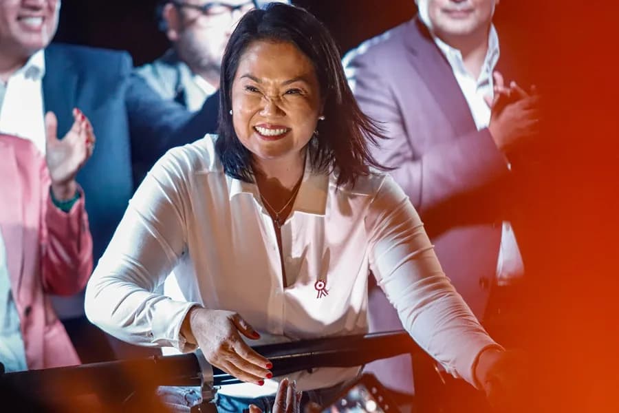 Keiko Fujimori recibe hoy las credenciales de presidenta electa de Perú