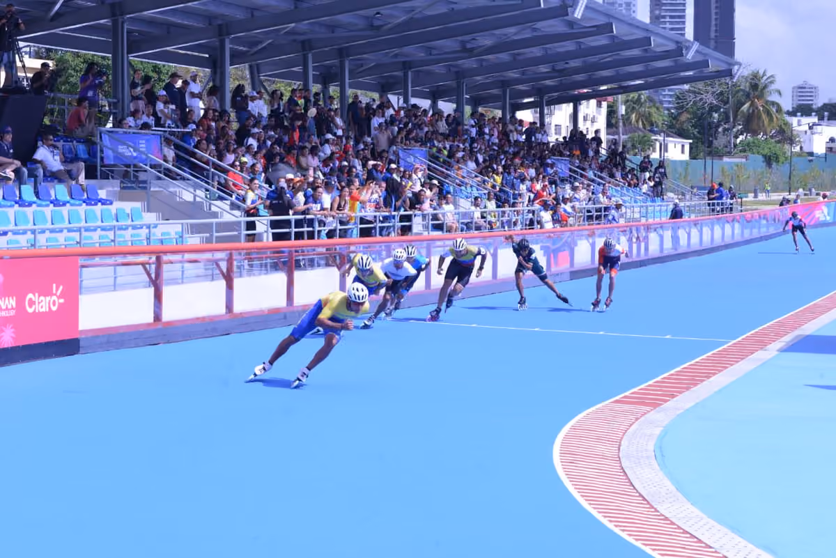 México se corona en triatlón masculino por equipos