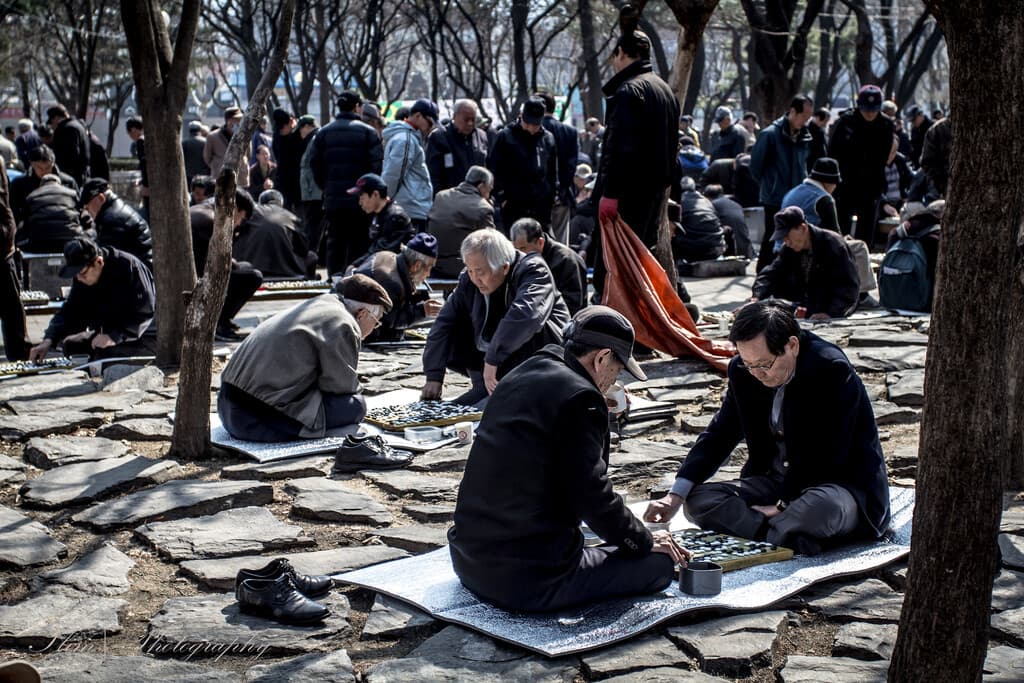 La población de Corea del Sur está envejeciendo tanto que el país ha abierto un debate: qué es un "viejo" hoy en día