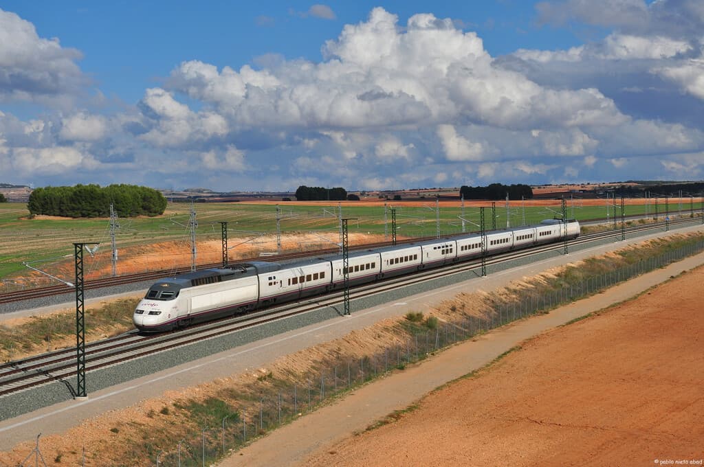 Los expertos coinciden: “Hay fundamentos jurídicos que justifican que Renfe devuelva el dinero si viajas sin aire acondicionado"