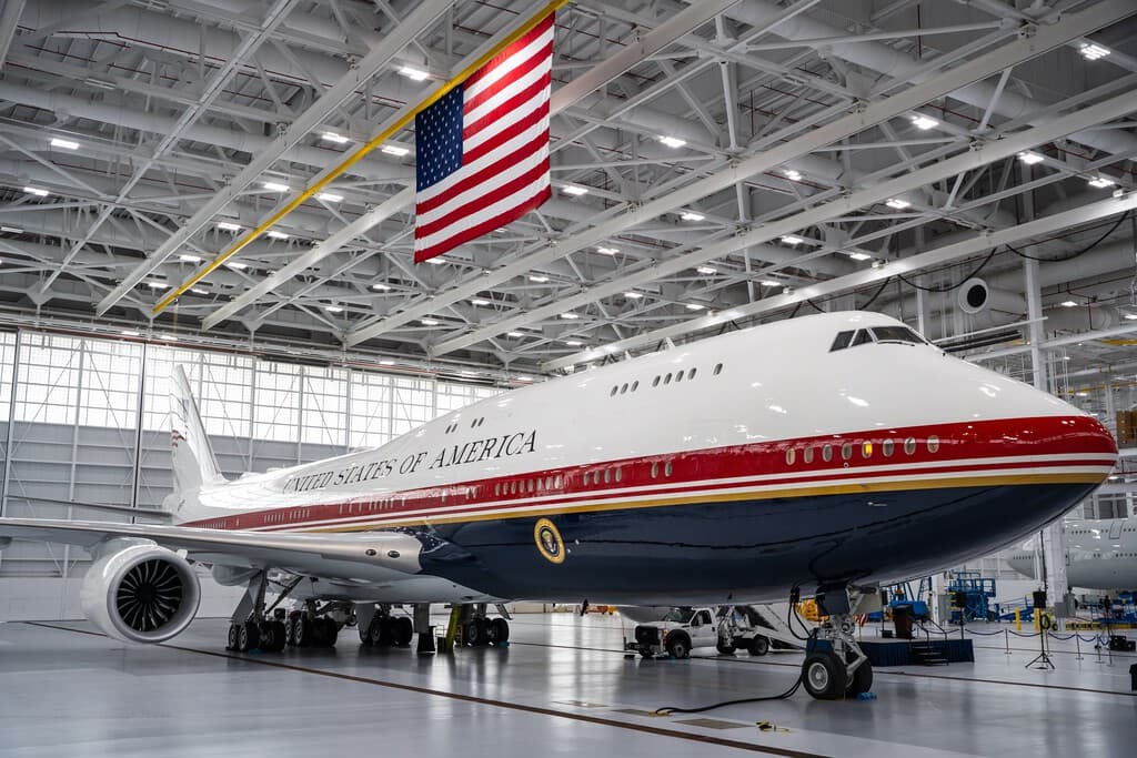 EEUU acaba de incorporar un nuevo Boeing 747 a su flota presidencial. Detrás hay un polémico regalo de Qatar