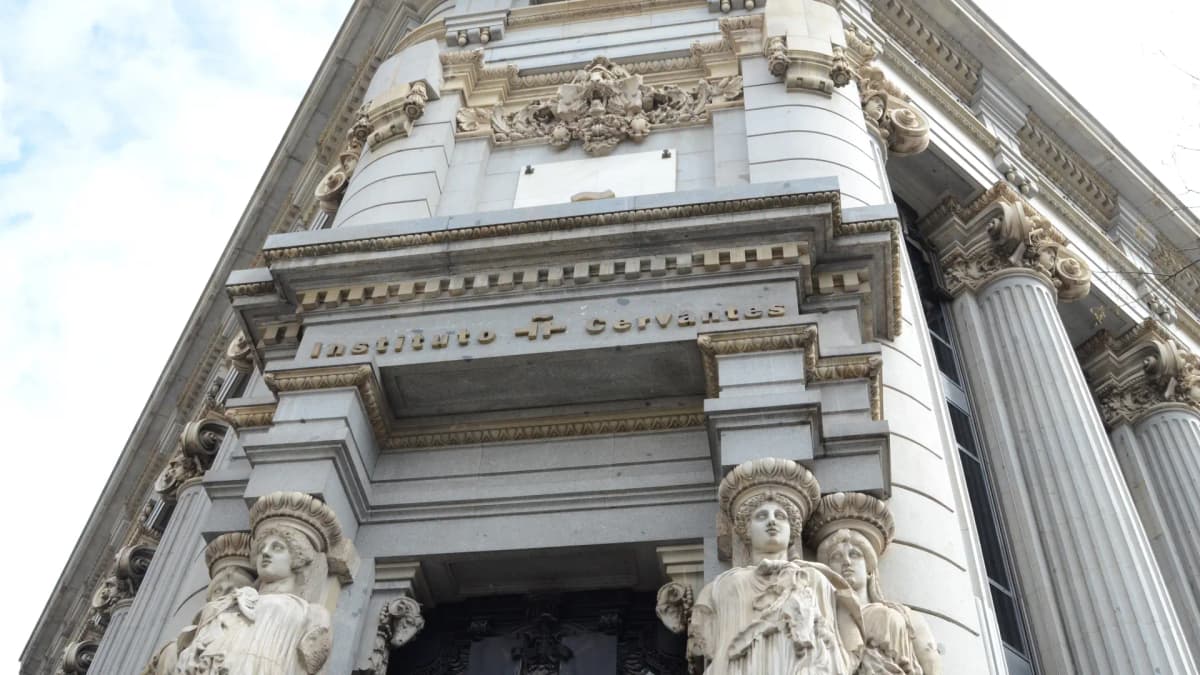 El Instituto Cervantes y RTVE crearán contenidos para la difusión del idioma y la cultura en español