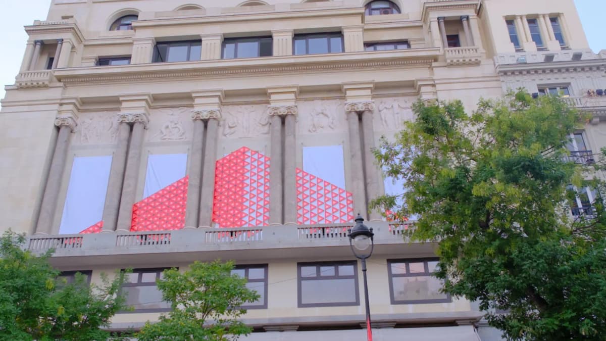 El Círculo de Bellas Artes de Madrid acoge un acto de 'gracias' a Eva Orúe, destituida como directora de la Feria del Libro