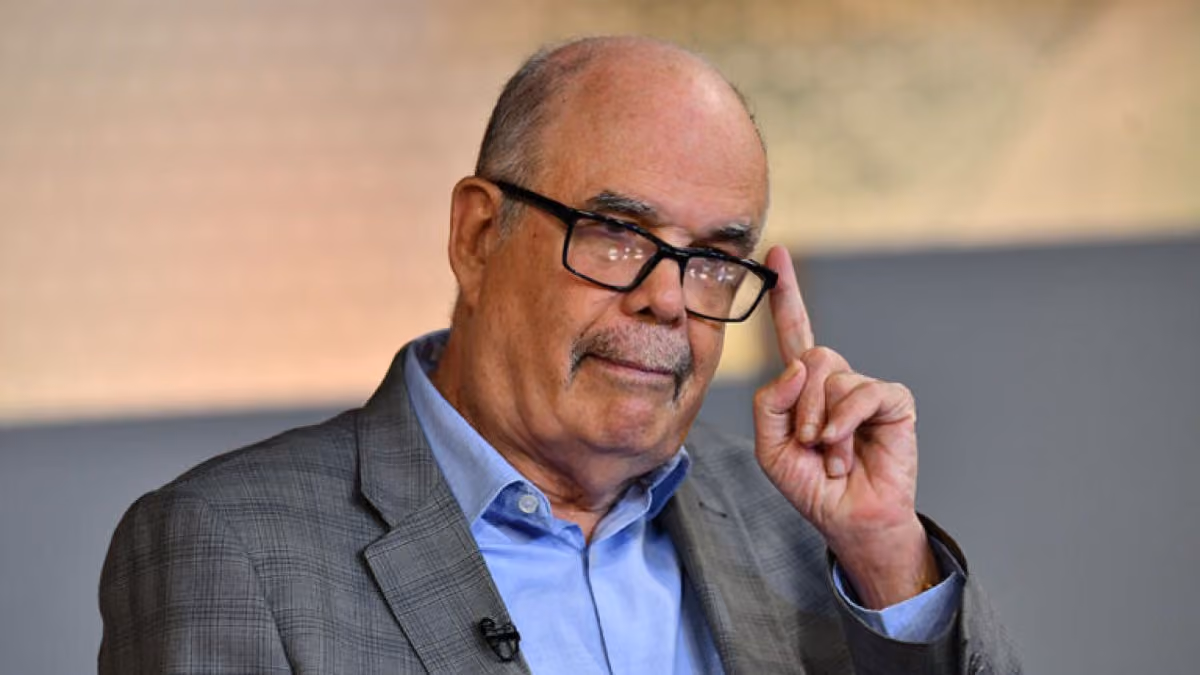 Roberto Cassá defiende texto de historia del Ministerio de Educación