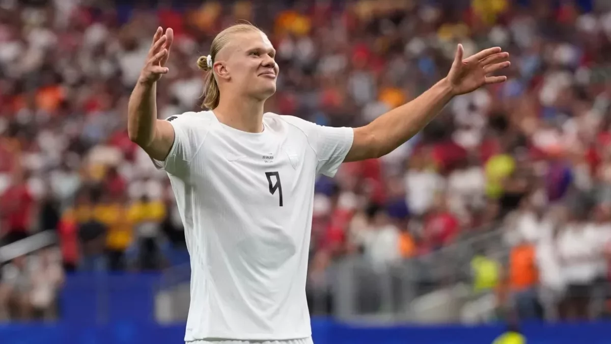 ¡Haaland, el héroe! Anota gol decisivo y manda a Noruega a los octavos de final