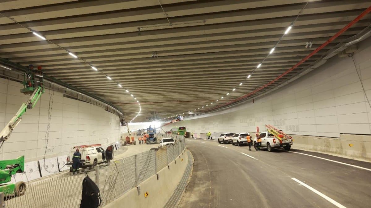Obras Públicas da toque final a desnivel Luperón