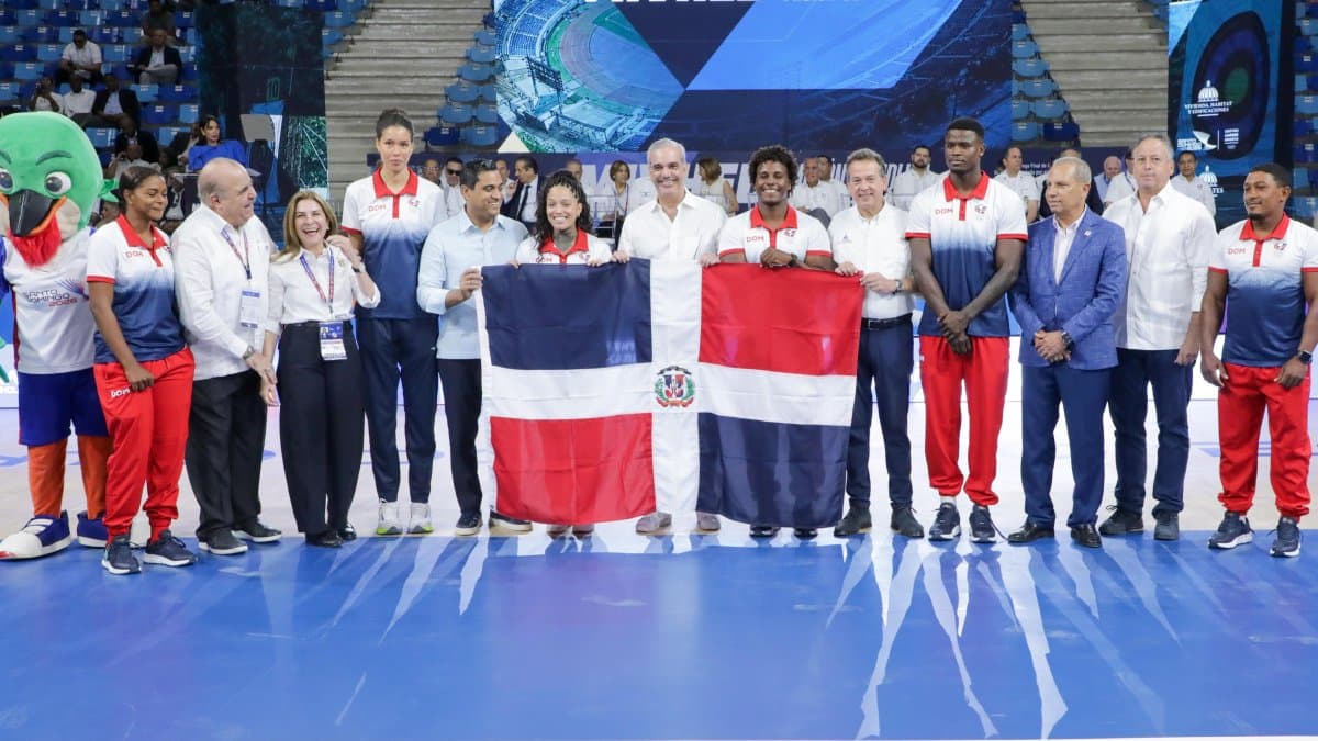 Luis Abinader inaugura pabellones de voleibol y taekwondo en Centro Olímpico