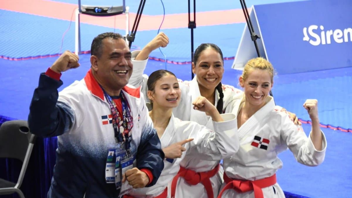 ¡5 oro! Karate cumplió; Dimitrova se llevó dos oro y RD logró primer lugar del evento