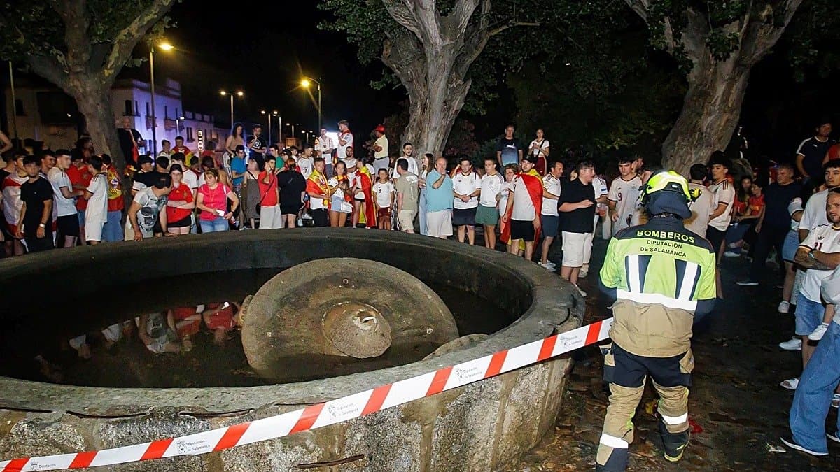 Celebración por el Mundial termina en tragedia: un menor muere al colapsar una fuente en España