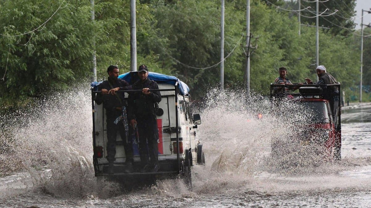 Lluvias torrenciales dejan diez muertos y varios desaparecidos en la Cachemira india