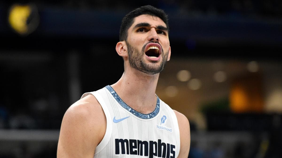 Santi Aldama, traspasado a los Dallas Mavericks de Sergio de Larrea
