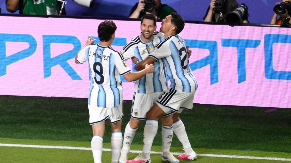 3-0: ¡Messi ilumina a Argentina y hace historia!
