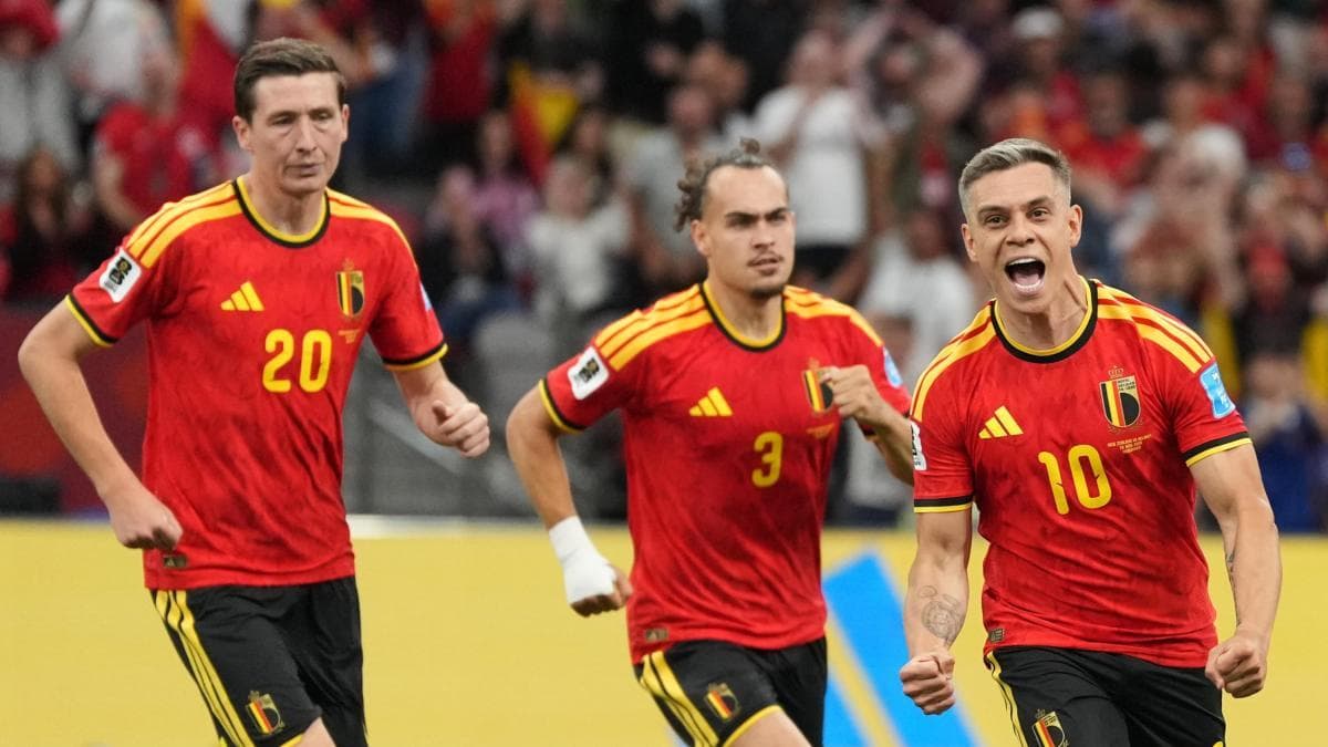 1-5: Bélgica pone la directa y pasa como primera de grupo
