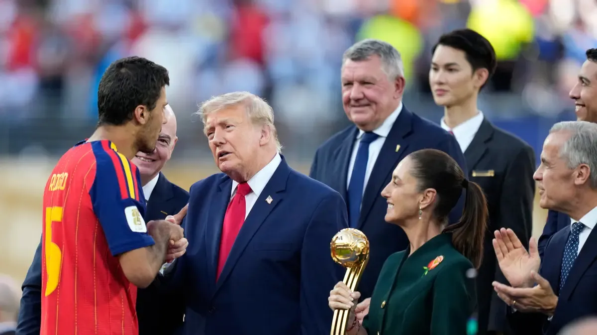La reacción de Trump tras ver la gorra de Ferran Torres en la rúa