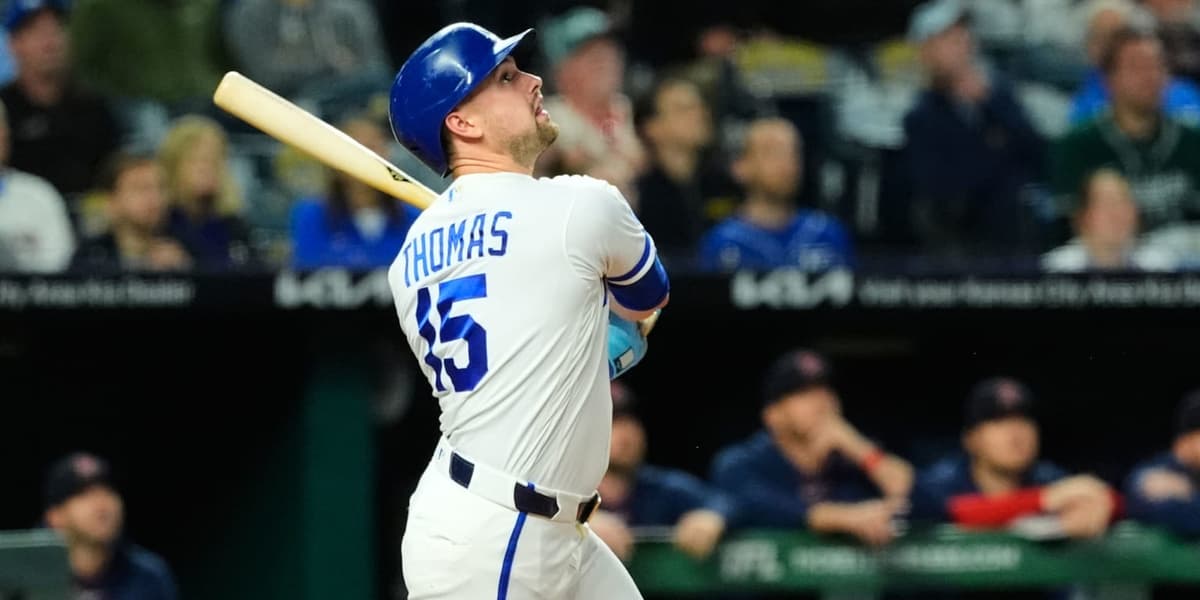 Bravos adquieren al jardinero Thomas y al lanzador zurdo Falter de los Reales (fuente)