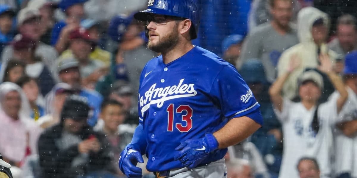 Bambinazo decisivo de Muncy lo iguala con el “Pingüino” en la lista histórica de L.A.