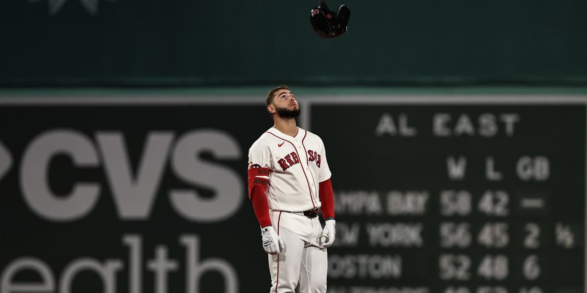Mágica racha de Boston termina en 15 triunfos tras dividir doble tanda con Orioles