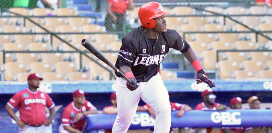Escogido 6-3 Gigantes: Héctor Rodríguez batea dos triples y los Leones suben al cuarto lugar
