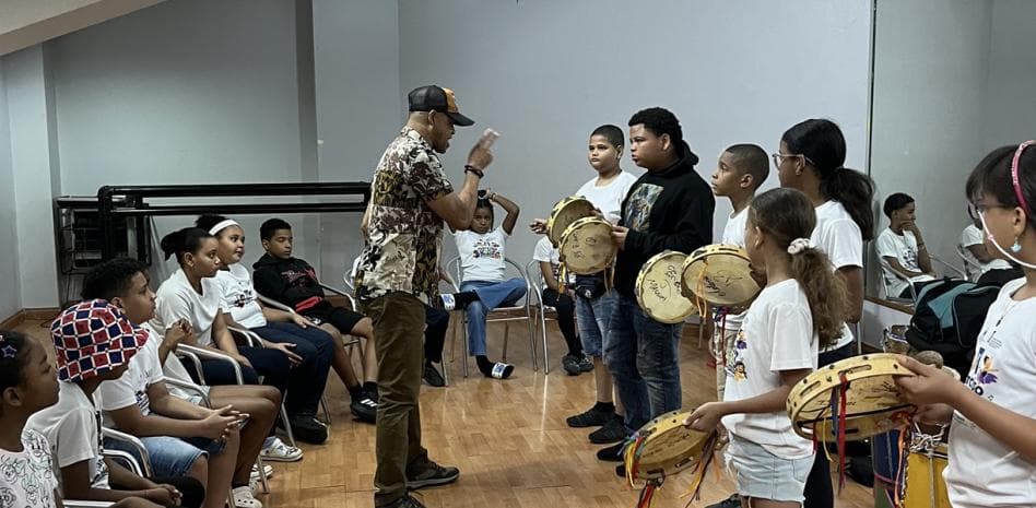 Centro Cultural Narciso González convoca a audiciones en danza, percusión, canto y flauta dulce