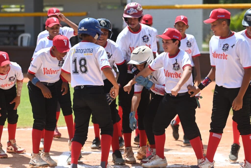 DN y Valverde avanzan invictos a la final de la Copa Robinson Canó U12