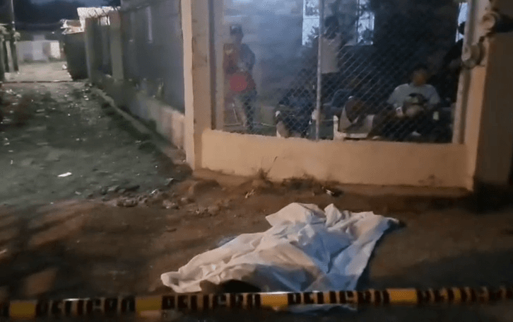 Hombre es asesinado a palos en Moca; comunitarios exigen cierre de presunto punto de drogas