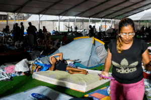 A una semana de los sismos en Venezuela, miles sobreviven entre refugios improvisados y la incertidumbre