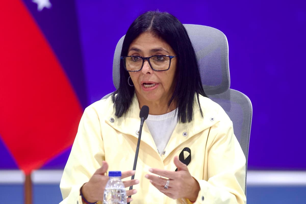 Delcy Rodríguez designa exministro de Comercio Exterior como encargado de negocios en EE.UU.