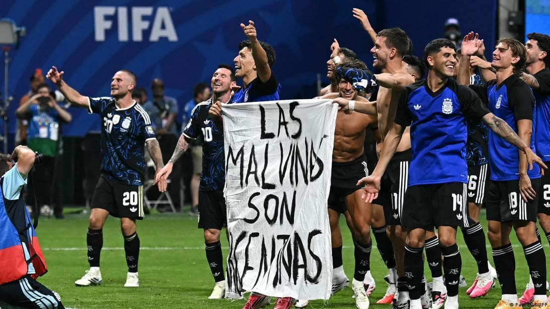 FIFA podría abrir expediente a Argentina por exhibir pancarta sobre Islas Malvinas