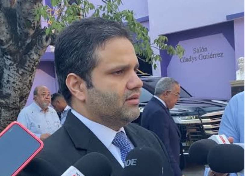 Dirigente del PLD Richard Medina llama atención del impacto a empresas contribución residuos sólidos