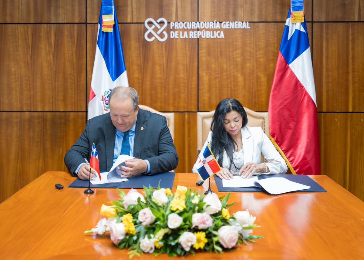RD y Chile crean equipo para enfrentar el tráfico de migrantes y el lavado de activos