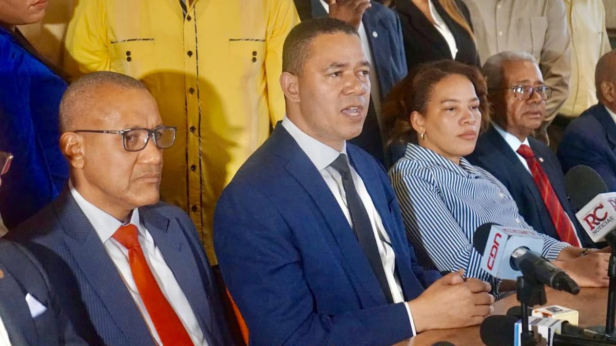 Aspirantes del CARD reclaman la conformación de la Comisión Nacional Electoral