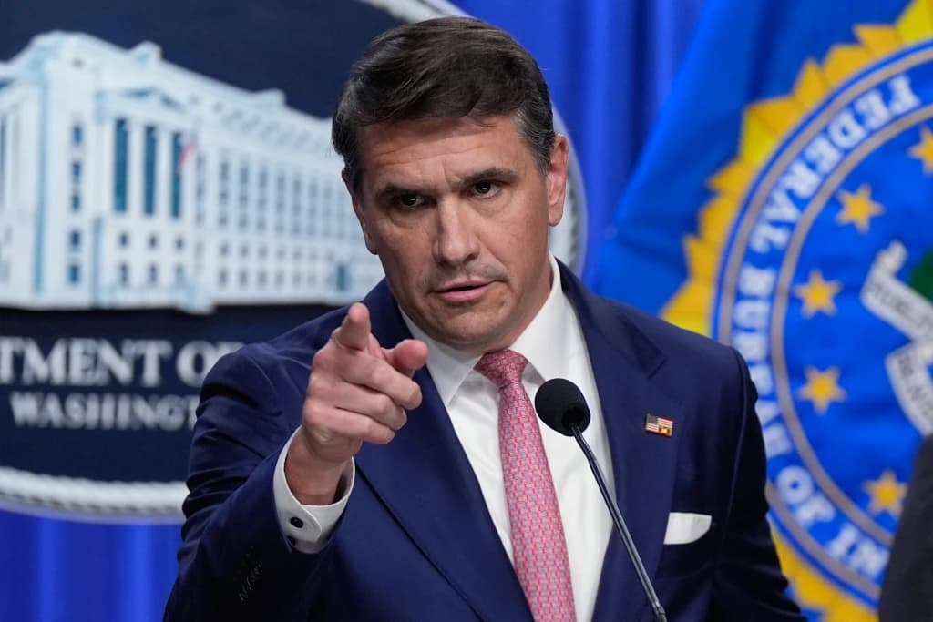 Todd Blanche, candidato de Trump a fiscal general, defendió la gestión del caso Epstein