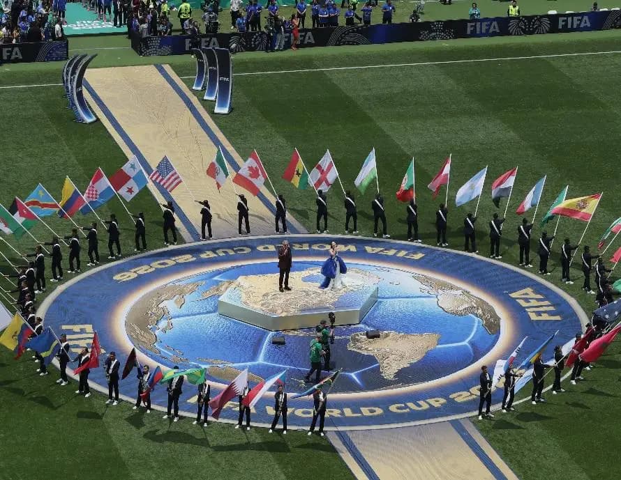 China gana el Mundial fuera de la cancha y lidera el negocio global del fútbol
