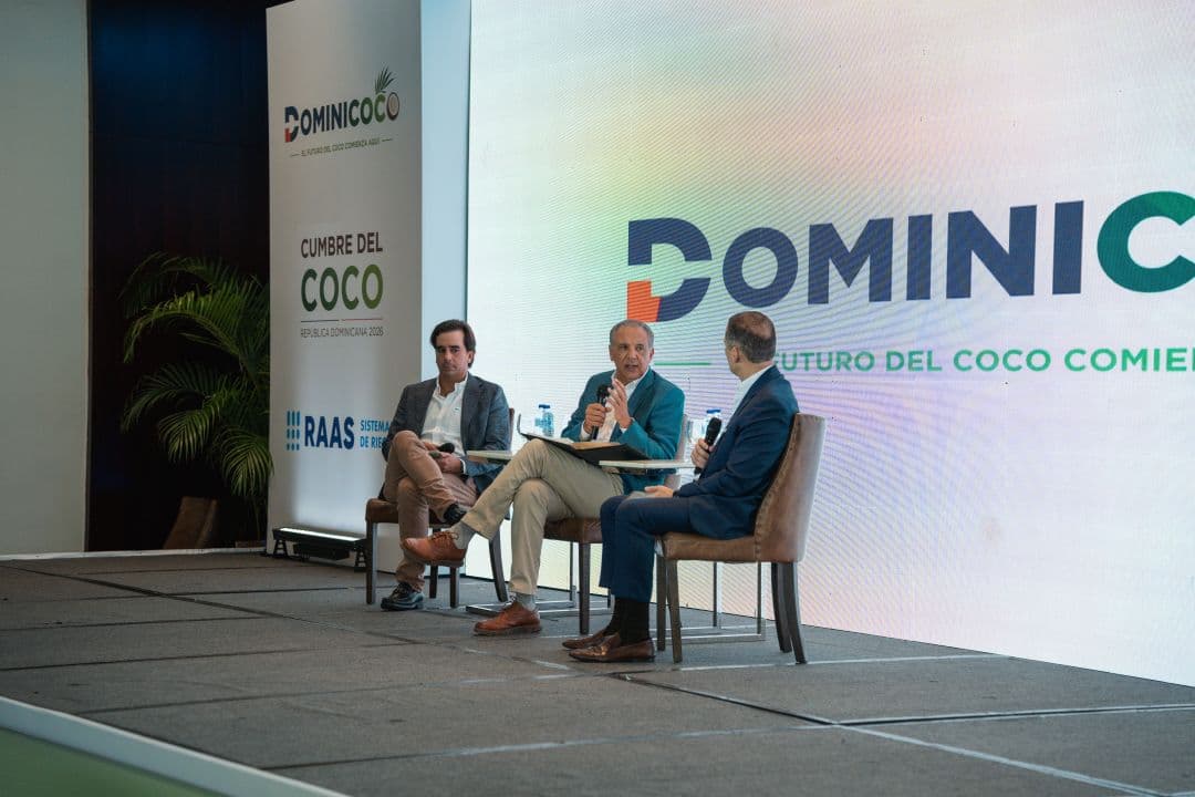 José Ramón Peralta invita a una mesa de trabajo nacional para impulsar el coco dominicano