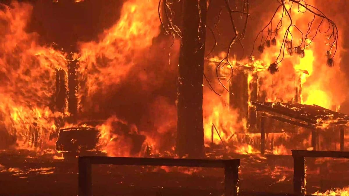 Violentos incendios en el sur de Europa obligan la evacuación de miles de personas