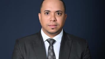 La política es para políticos